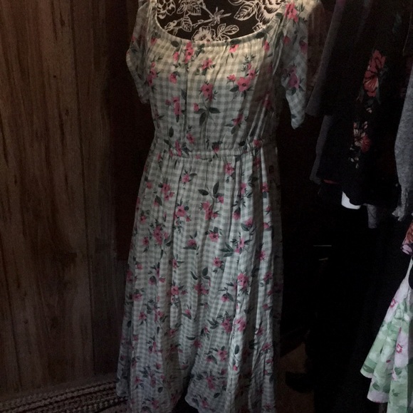 NWT TORRID Retro Chic Midi Green Plaid & Floral Dress - Picture 10 of 11